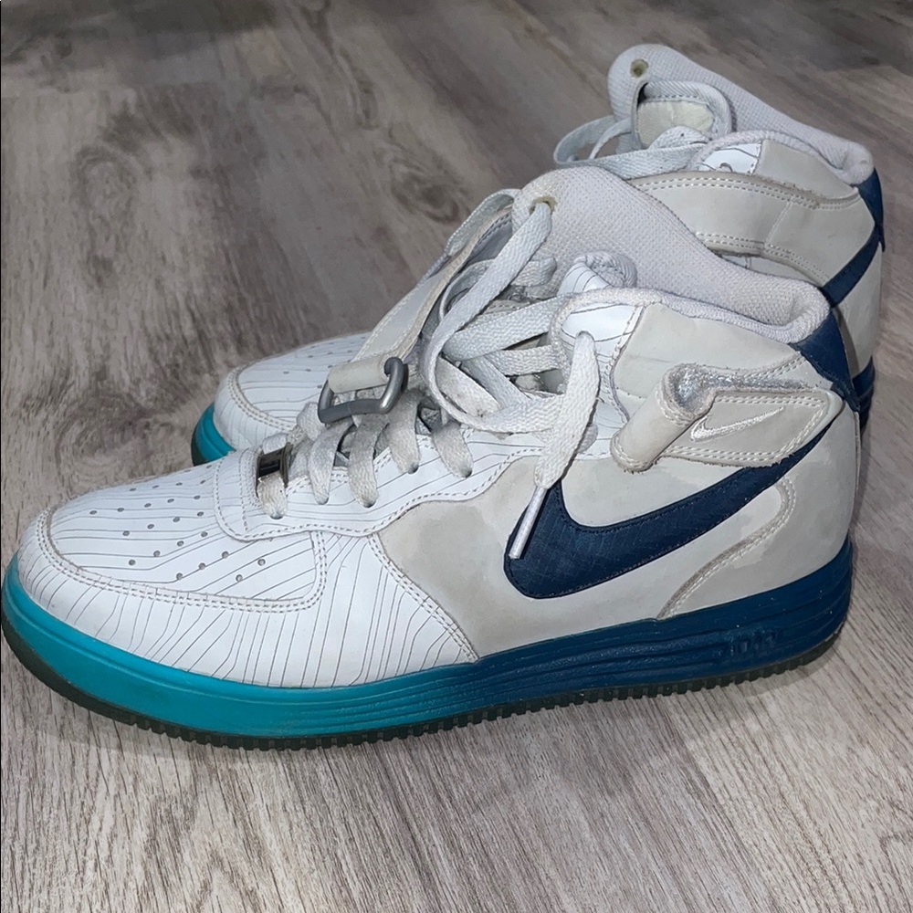 Nike Lunar Force 1